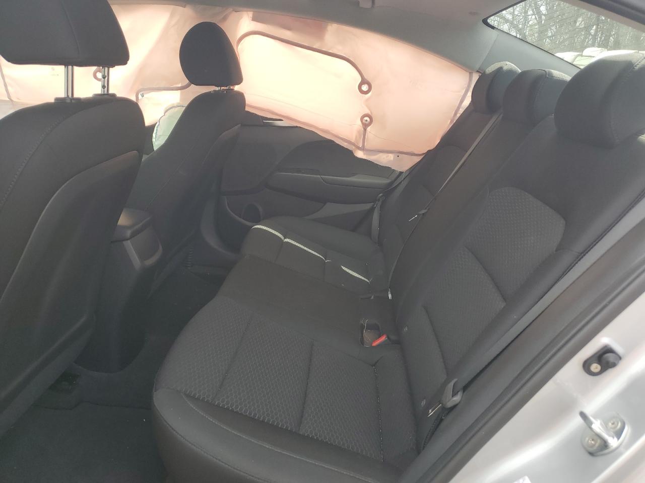 kmhd74lf7lu942253 KMHD74LF7LU942253 2020 Hyundai Elantra Se