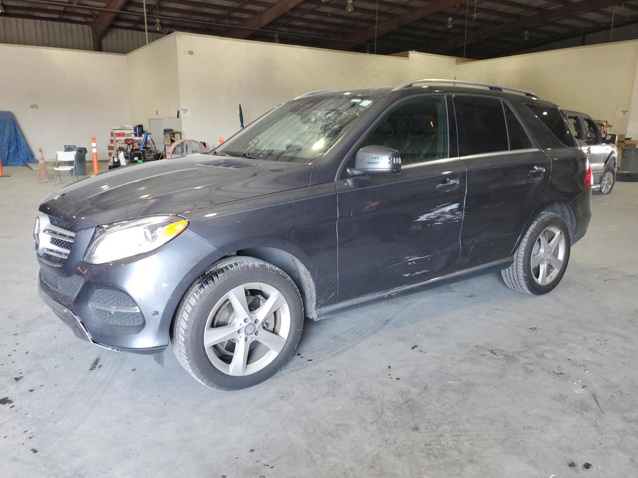 2016 Mercedes-Benz Gle 350 4Matic for Sale in Apopka, FL - Minor Dent/Scratches