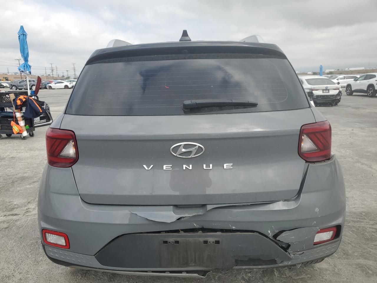 2022 Hyundai Venue Sel VIN: KMHRC8A32NU167056 Lot: 54427615