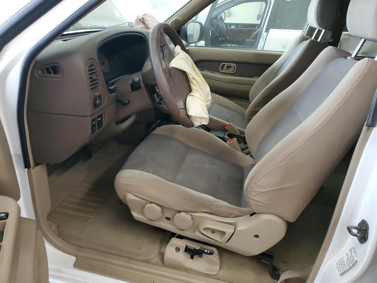 2000 Nissan Pathfinder Le VIN: JN8AR07S2YW449064 Lot: 53960875