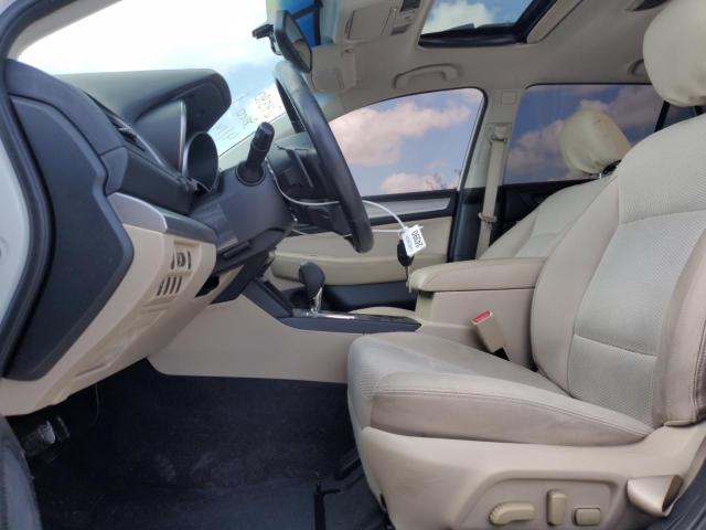  SUBARU OUTBACK 2015 Білий