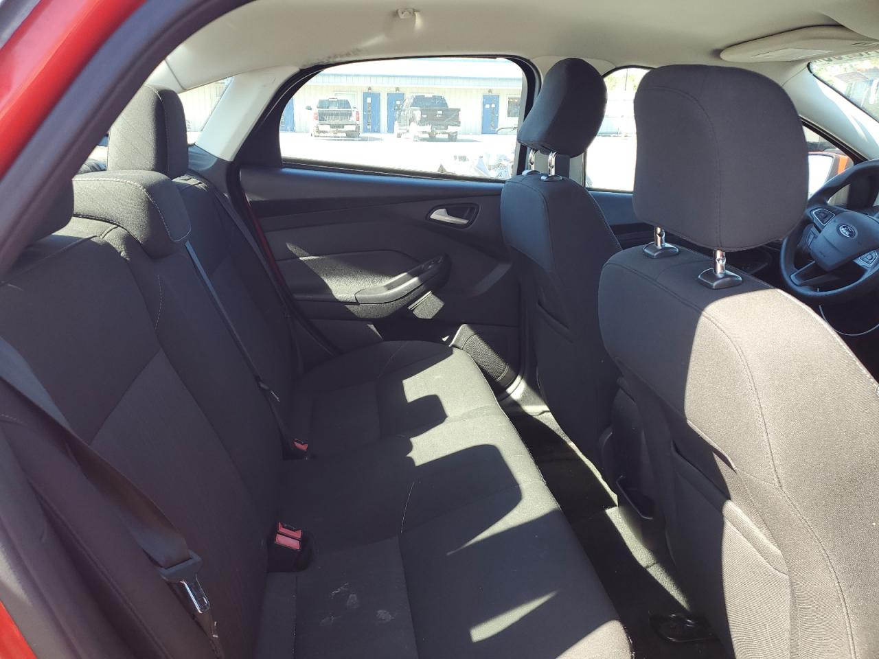 2015 Ford Focus Se VIN: 1FADP3F2XFL250026 Lot: 54846705