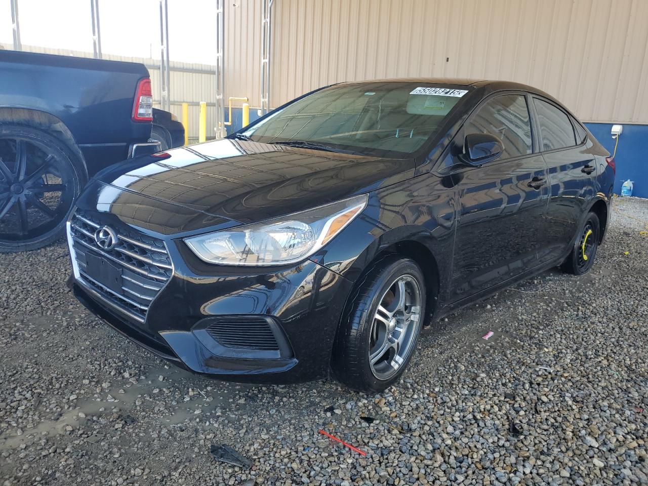 2019 Hyundai Accent Se продається в Kansas City, KS - Minor Dent/Scratches