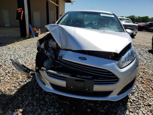  FORD FIESTA 2019 Серебристый
