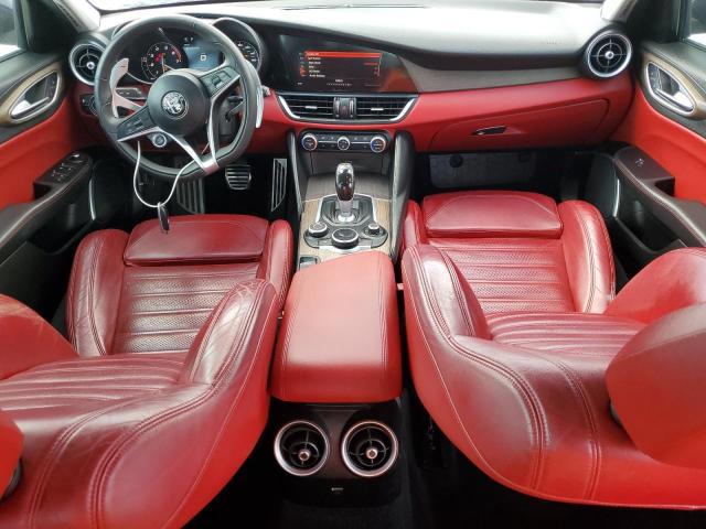  ALFA ROMEO GIULIA 2017 Чорний