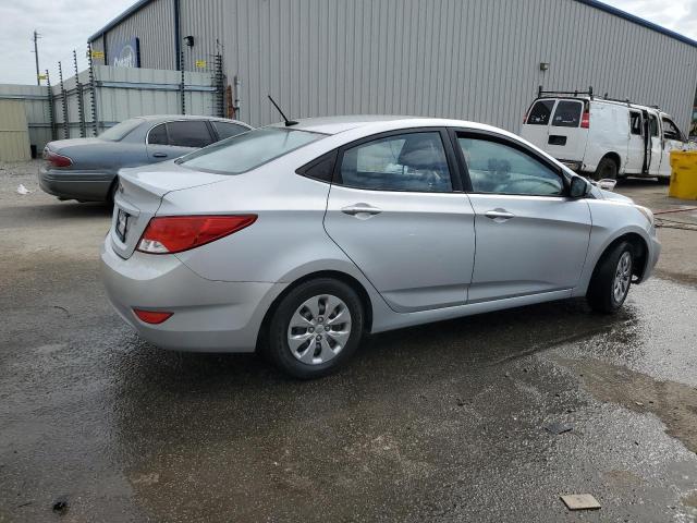  HYUNDAI ACCENT 2015 Серебристый