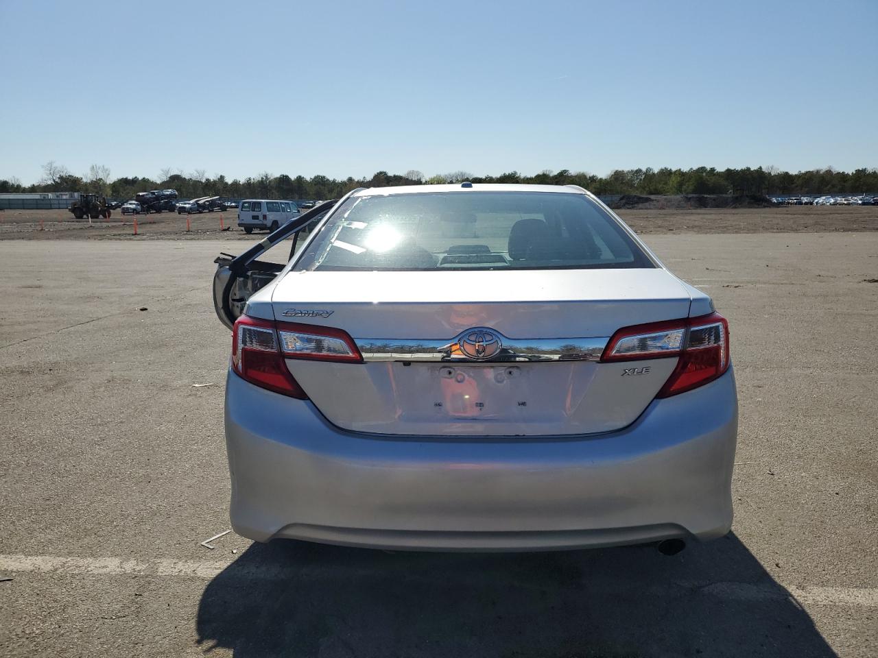 2014 Toyota Camry L VIN: 4T4BF1FK9ER407287 Lot: 54341405
