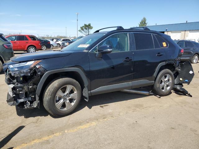 TOYOTA RAV4 XLE 2024