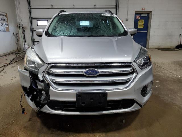 FORD ESCAPE 2017 Серебристый