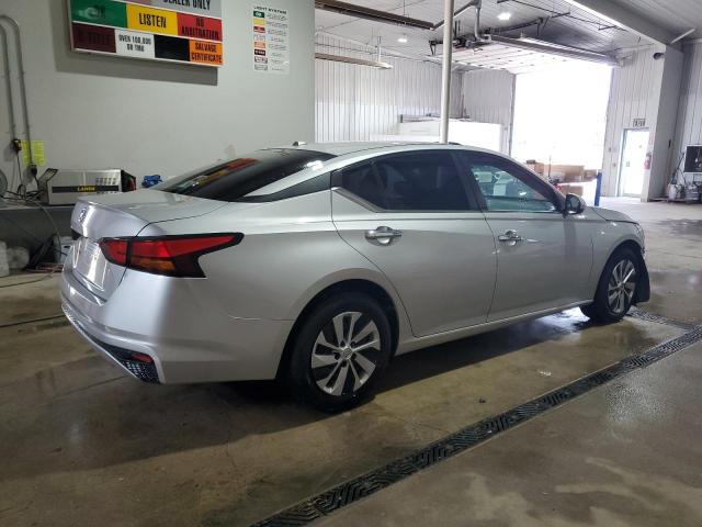  NISSAN ALTIMA 2019 Srebrny