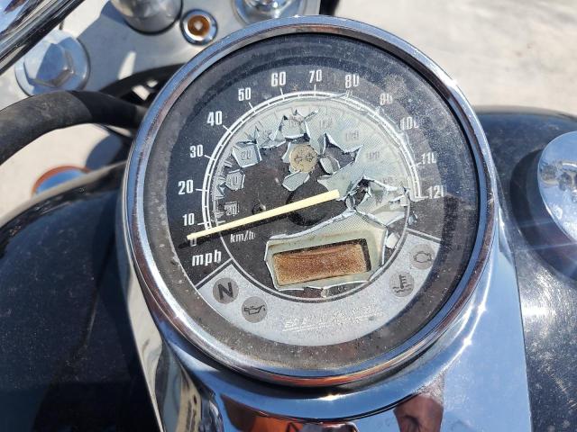 2013 HONDA VT750 C2
