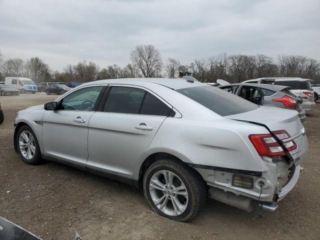 Sedans FORD TAURUS 2015 Srebrny