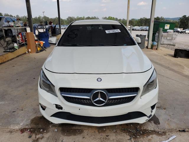 Sedans MERCEDES-BENZ CLA-CLASS 2015 Biały