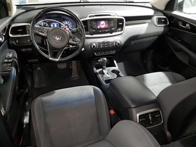 KIA SORENTO 2016 Серебристый