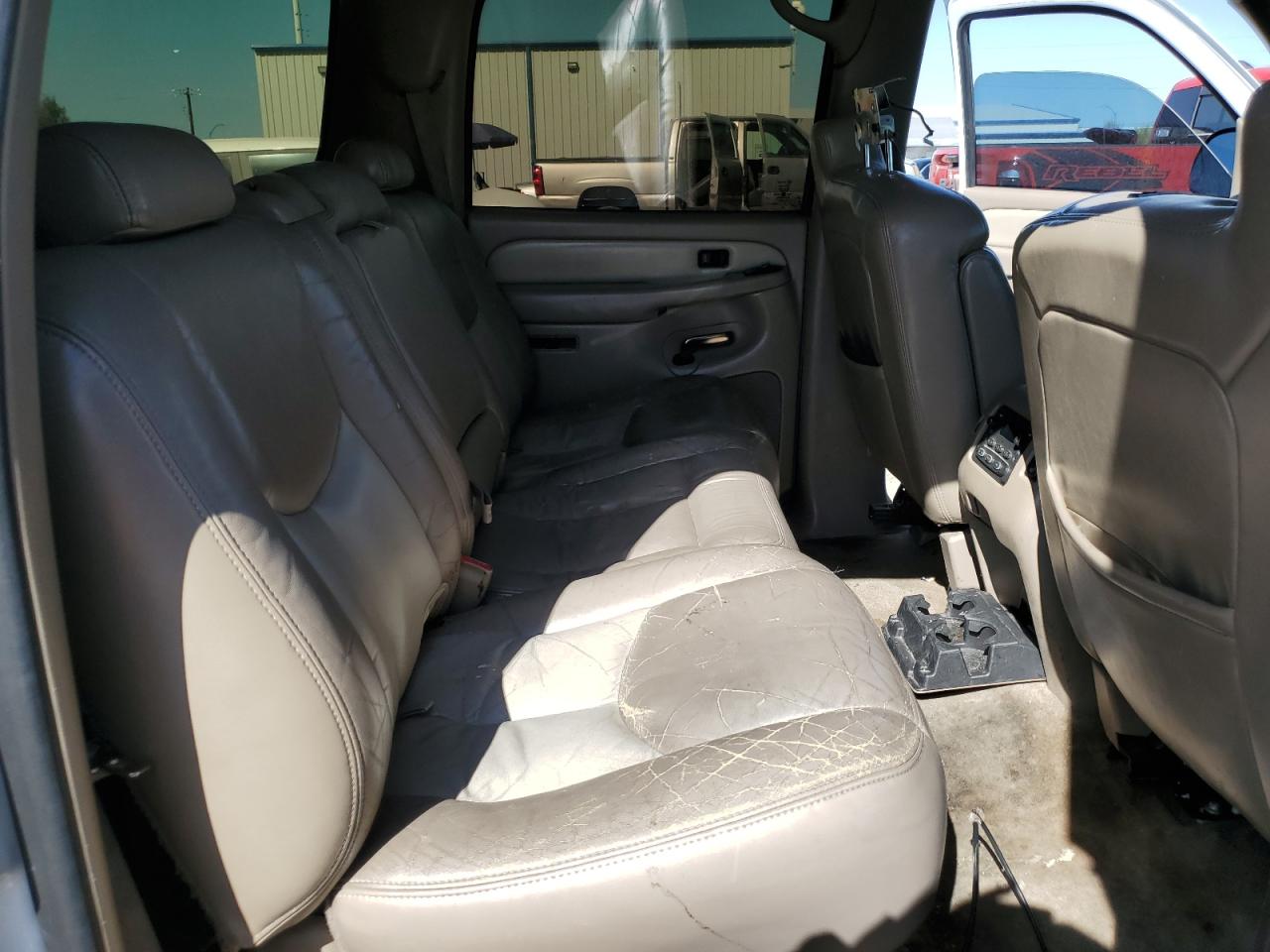 2004 GMC Yukon Xl Denali VIN: 1GKFK66U94J116738 Lot: 52642845