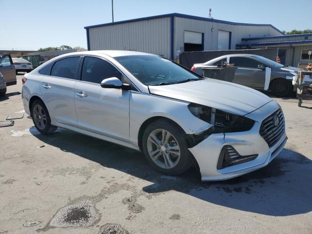  HYUNDAI SONATA 2018 Серебристый