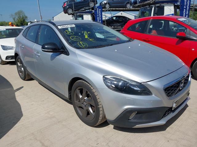 2015 VOLVO V40 CROSS