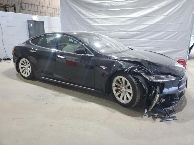  TESLA MODEL S 2016 Чорний