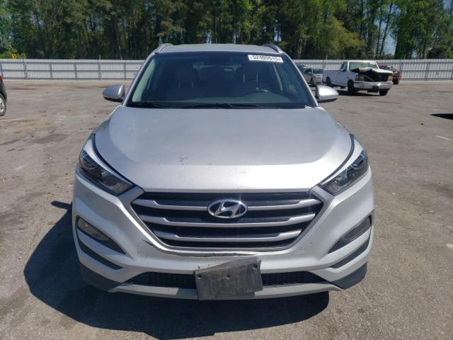  HYUNDAI TUCSON 2017 Srebrny