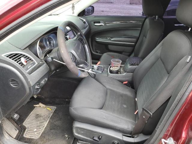  CHRYSLER 300 2018 Красный