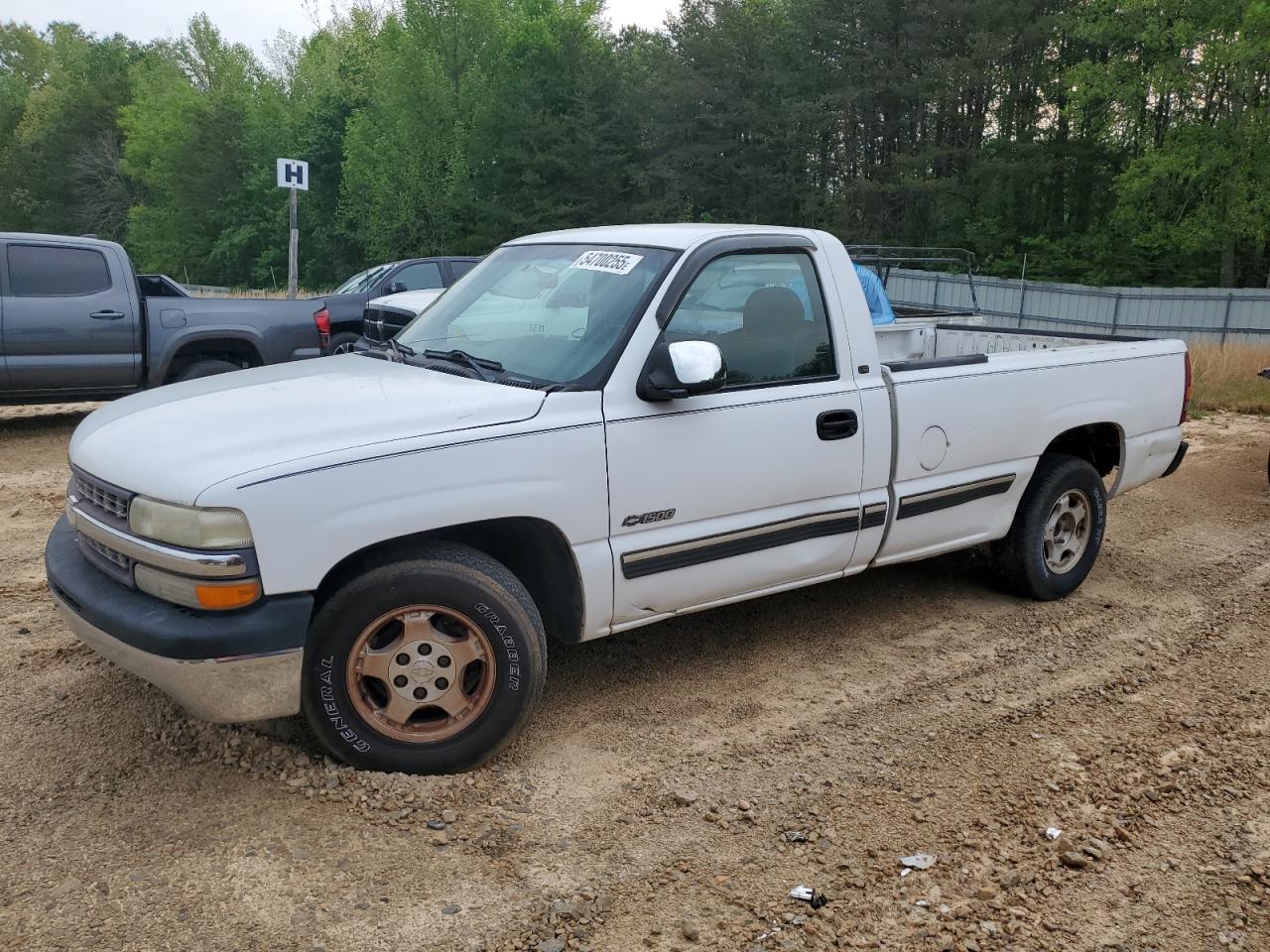 2000 Chevrolet Silverado C1500 for Sale in Chatham, VA - Rear End