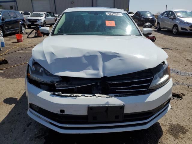  VOLKSWAGEN JETTA 2017 Белы