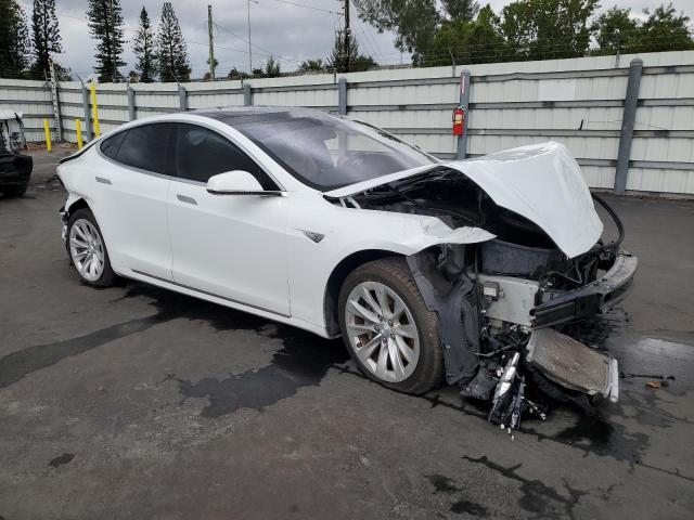  TESLA MODEL S 2016 Белы