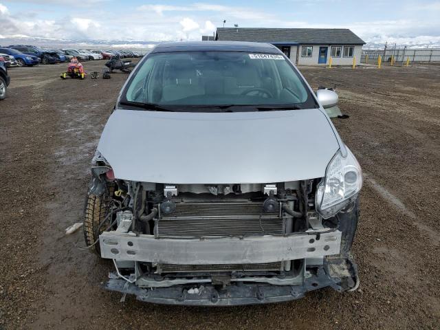 Хэтчбеки TOYOTA PRIUS 2013 Серебристый