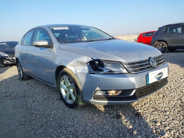 2014 VOLKSWAGEN PASSAT S B