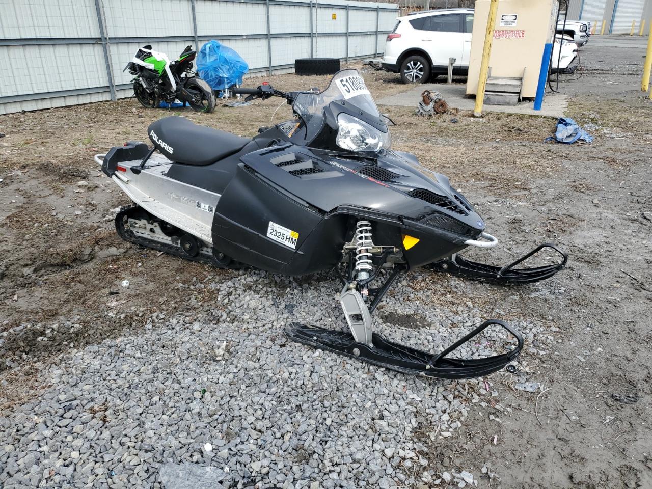 2011 Pola Snowmobile იყიდება Albany-ში, NY - Minor Dent/Scratches