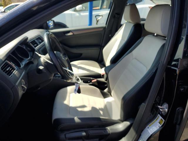 Sedans VOLKSWAGEN JETTA 2016 Czarny