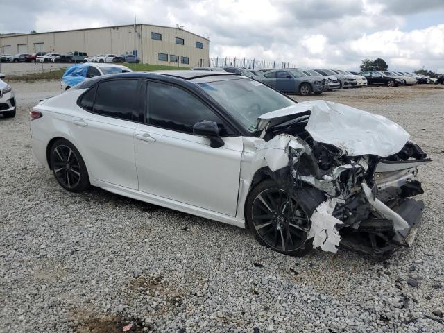  TOYOTA CAMRY 2020 Biały