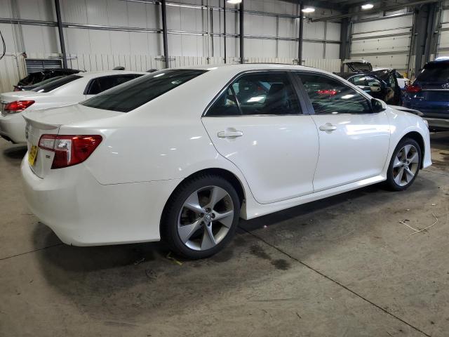  TOYOTA CAMRY 2014 White
