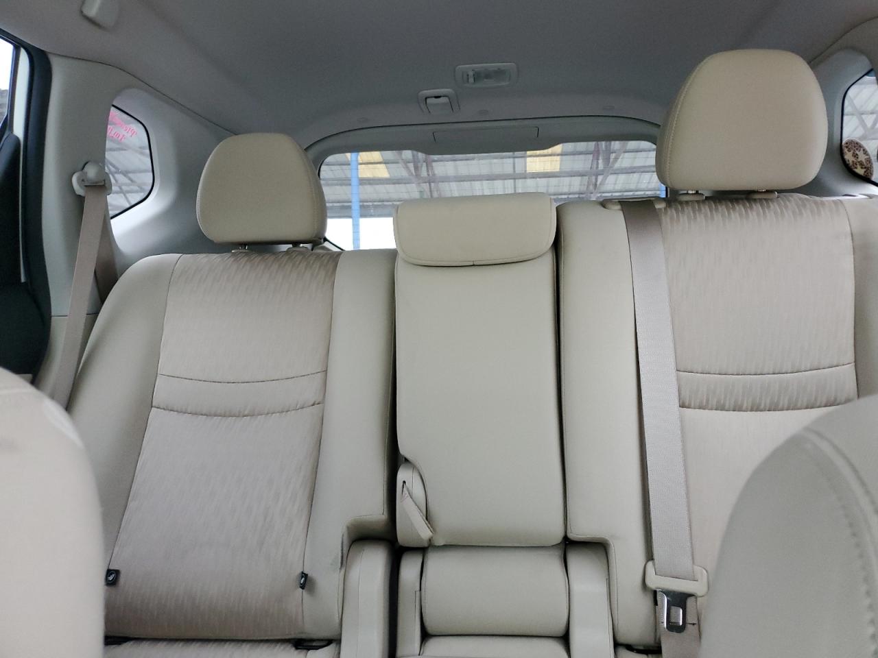jn8at2mtxkw268022 JN8AT2MTXKW268022 2019 Nissan Rogue S