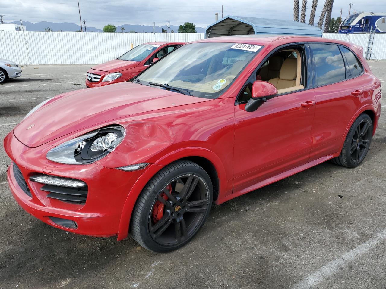 2013 Porsche Cayenne Gts на продаже в Van Nuys, CA - Front End
