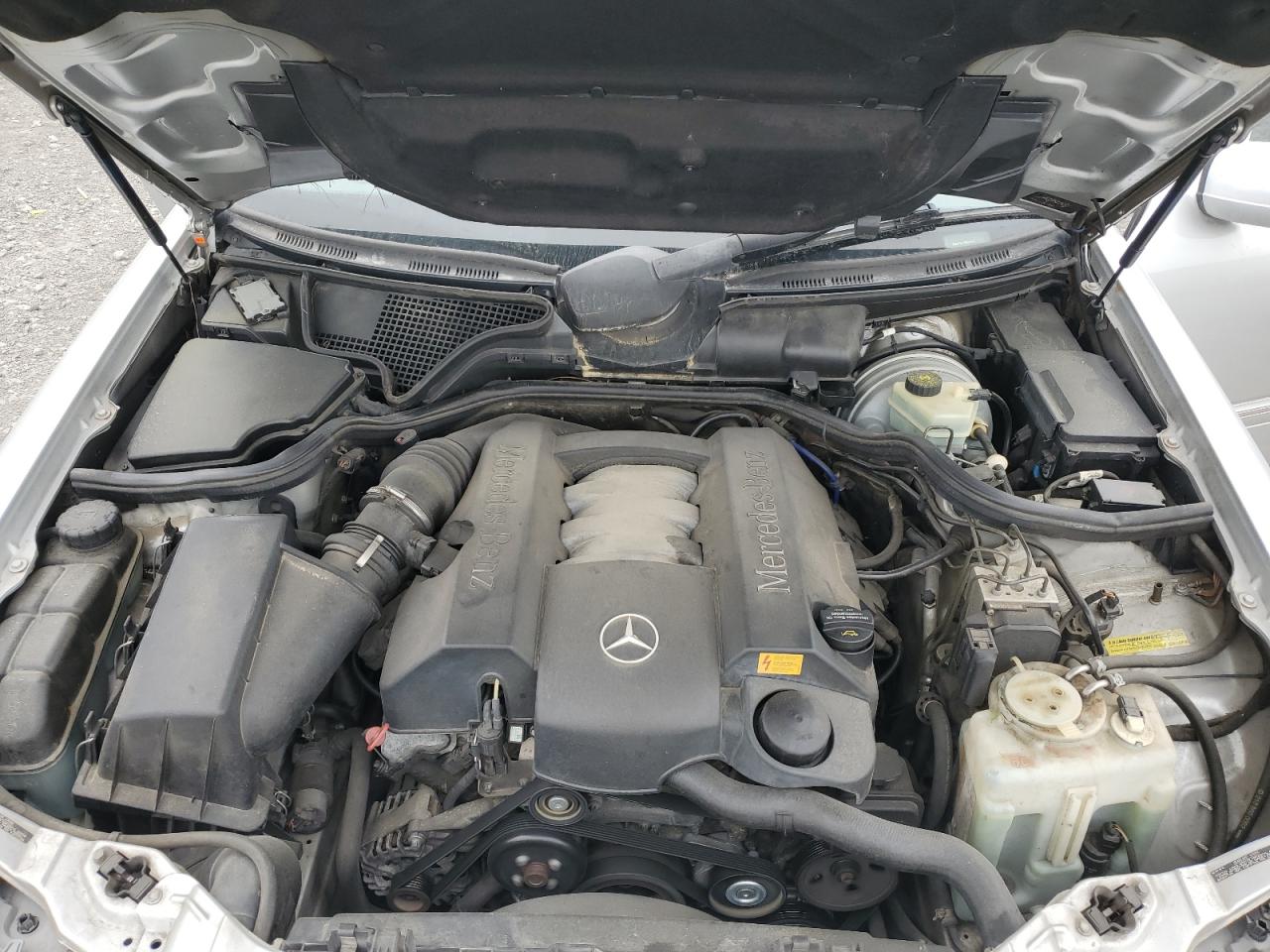2000 Mercedes-Benz E 320 VIN: WDBJF65J1YB099417 Lot: 54656915