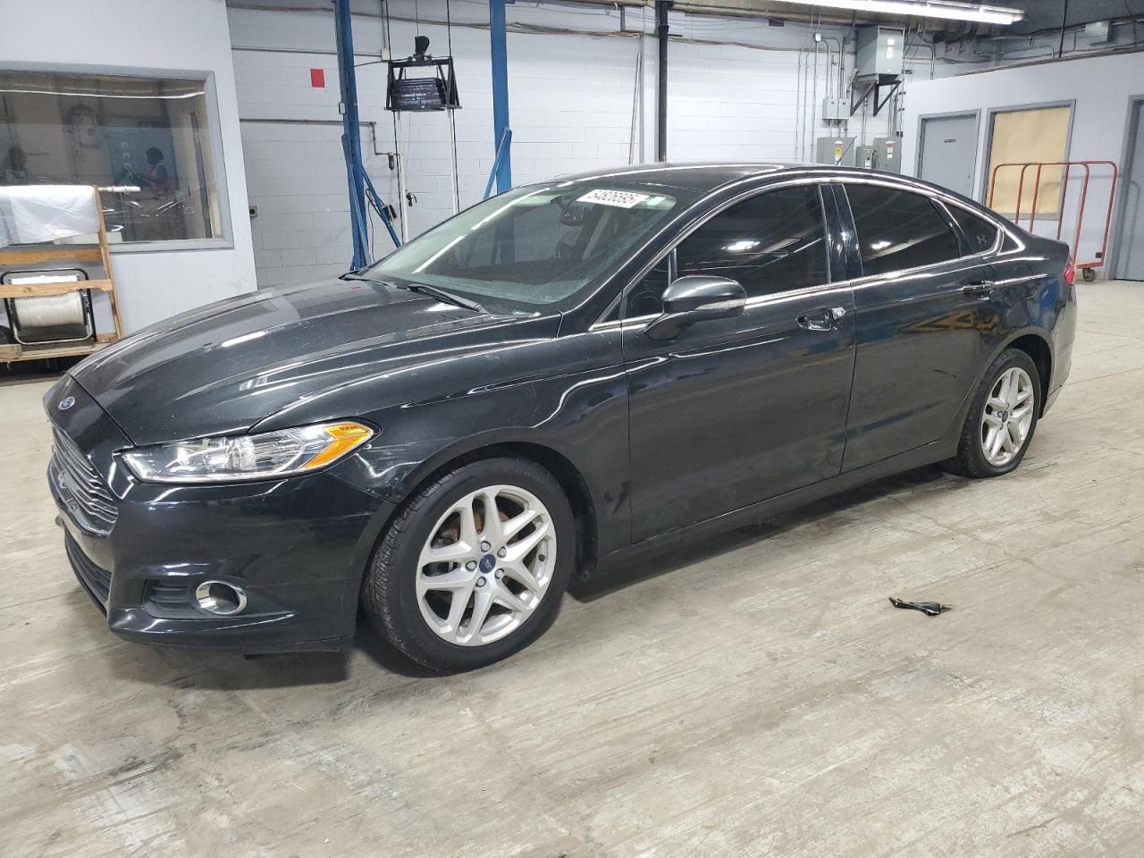 2015 Ford Fusion Se for Sale in Wheeling, IL - Minor Dent/Scratches