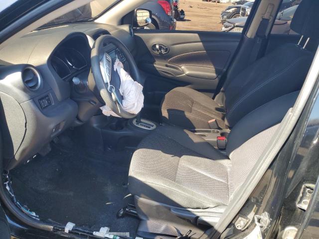  NISSAN VERSA 2017 Чорний