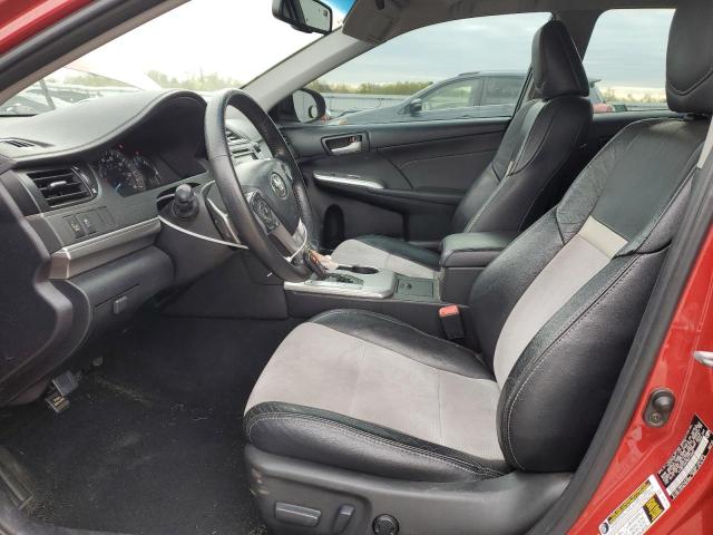  TOYOTA CAMRY 2013 Червоний