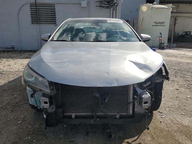  TOYOTA CAMRY 2015 Silver