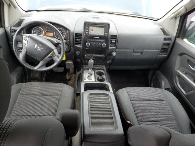 Pickups NISSAN TITAN 2015 Granatowy