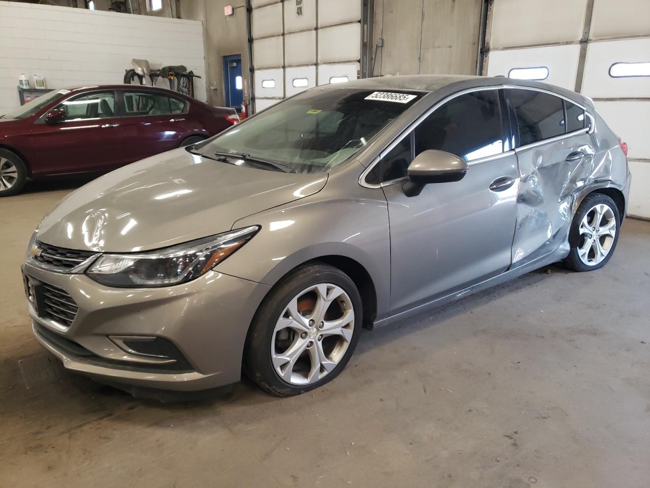 Blaine, MN에서 판매 중인 2017 Chevrolet Cruze Premier - All Over