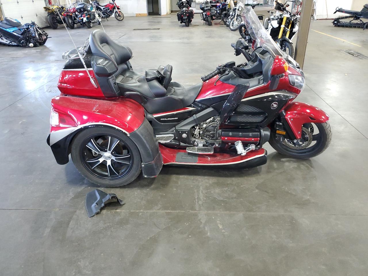2015 Honda Gl1800  for Sale in Ham Lake, MN - Front End