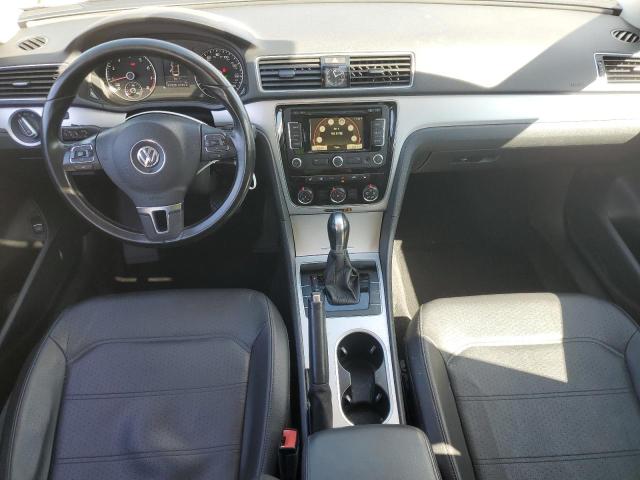 VOLKSWAGEN PASSAT 2013 Сріблястий