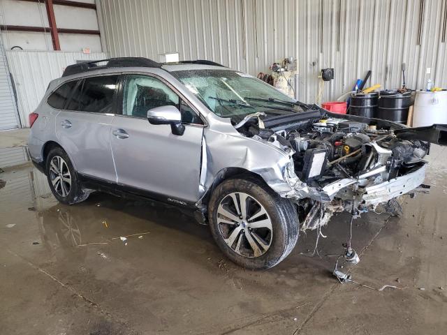  SUBARU OUTBACK 2018 Srebrny