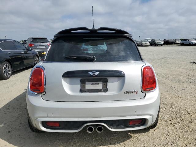  MINI COOPER 2016 Сріблястий