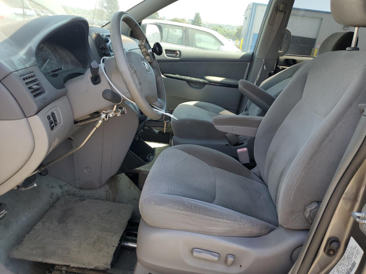2004 Toyota Sienna Ce VIN: 5TDZA23C74S105045 Lot: 54106495