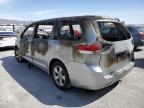 2014 Toyota Sienna  იყიდება Las Vegas-ში, NV - Burn