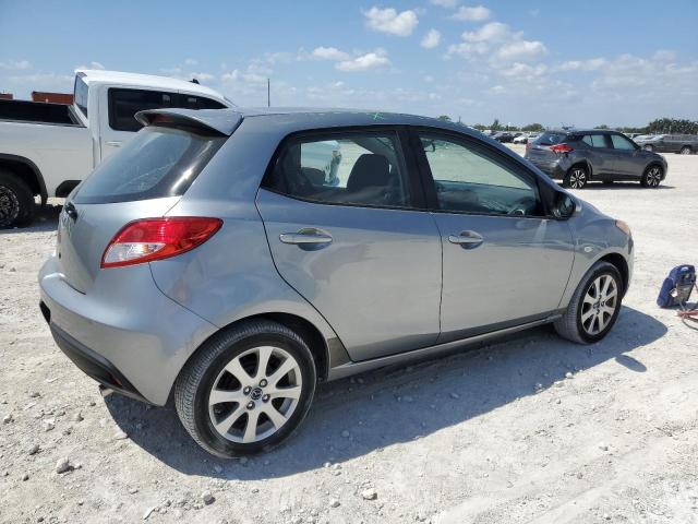  MAZDA 2 2014 Silver