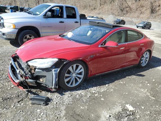  TESLA MODEL S 2013 Красный